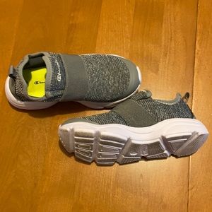 Girls Champion silver grey slip on sneakers